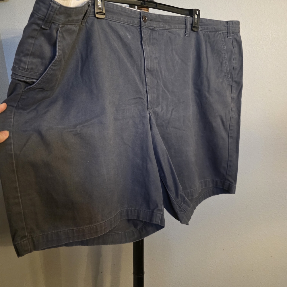 Dockers Men's Navy Flat Front Shorts Size 56